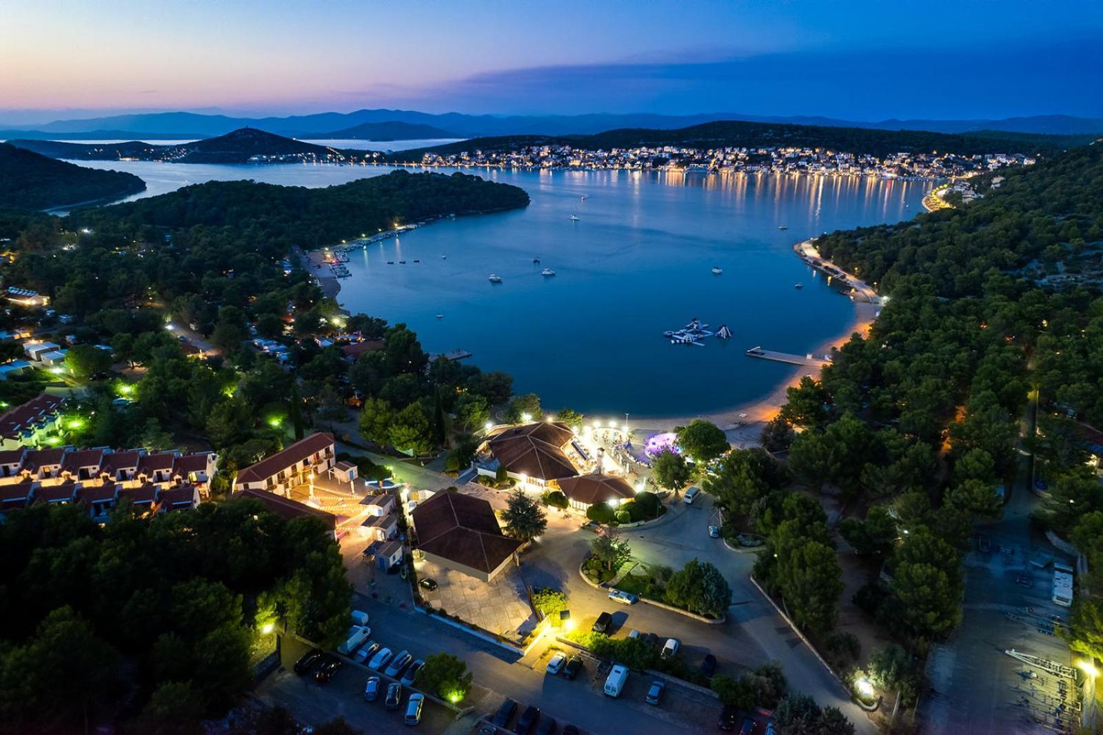 Mobilheim Andrea Wunderschoene Ferienwohnung Direkt Am Meer Jezera Exteriér fotografie